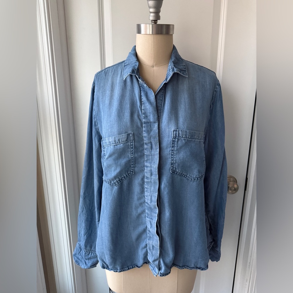 Cloth & Stone Tencel Split Back Button Down Shirt Anthropologie - Picture 3 of 7